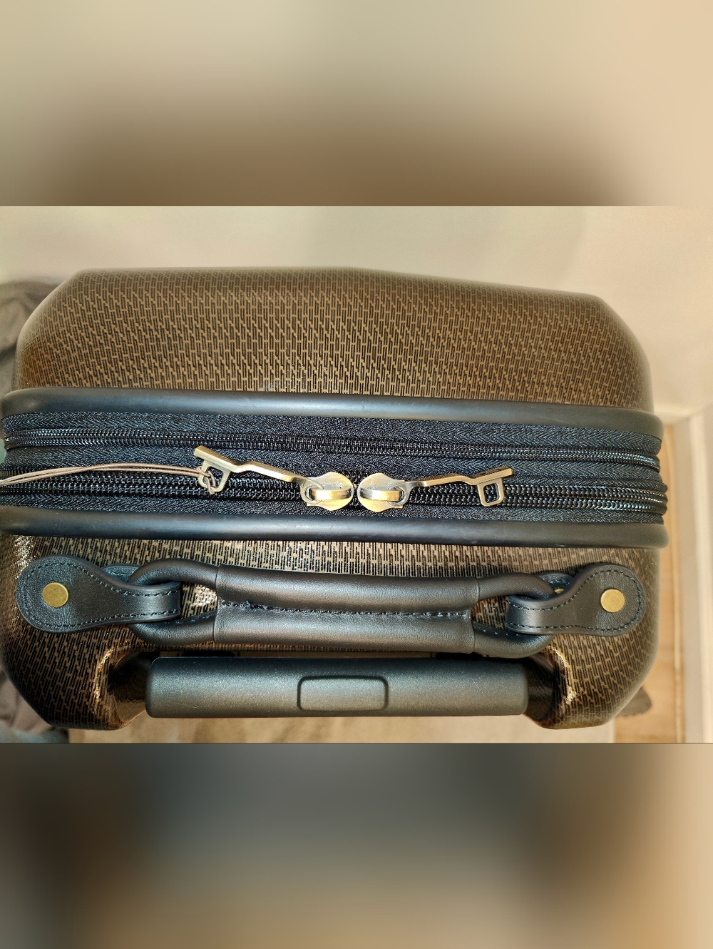 NWT Hartmann Century Deluxe Expandable Carry-On Spinner - Bronze - Picture 4 of 16